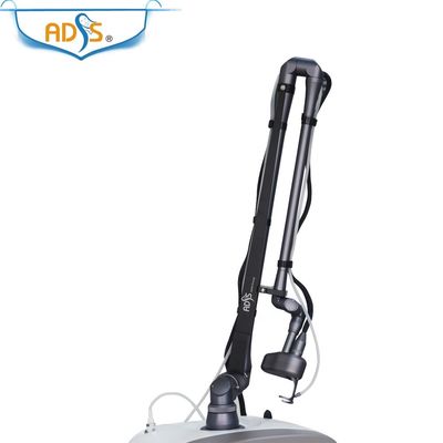 त्वचा कायाकल्प के लिए पोर्टेबल भिन्नात्मक CO2 लेजर मशीन 40W 10600nm